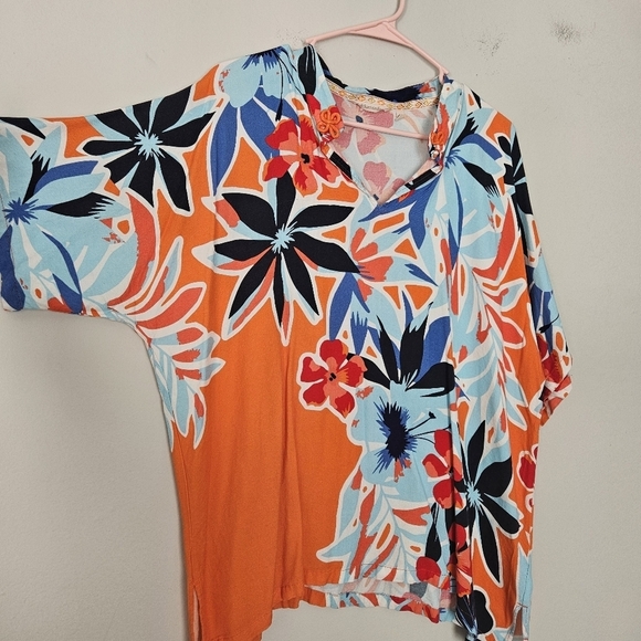 Soft Surroundings Cabana Bay Tropical Top size L small flaw - Picture 5 of 10